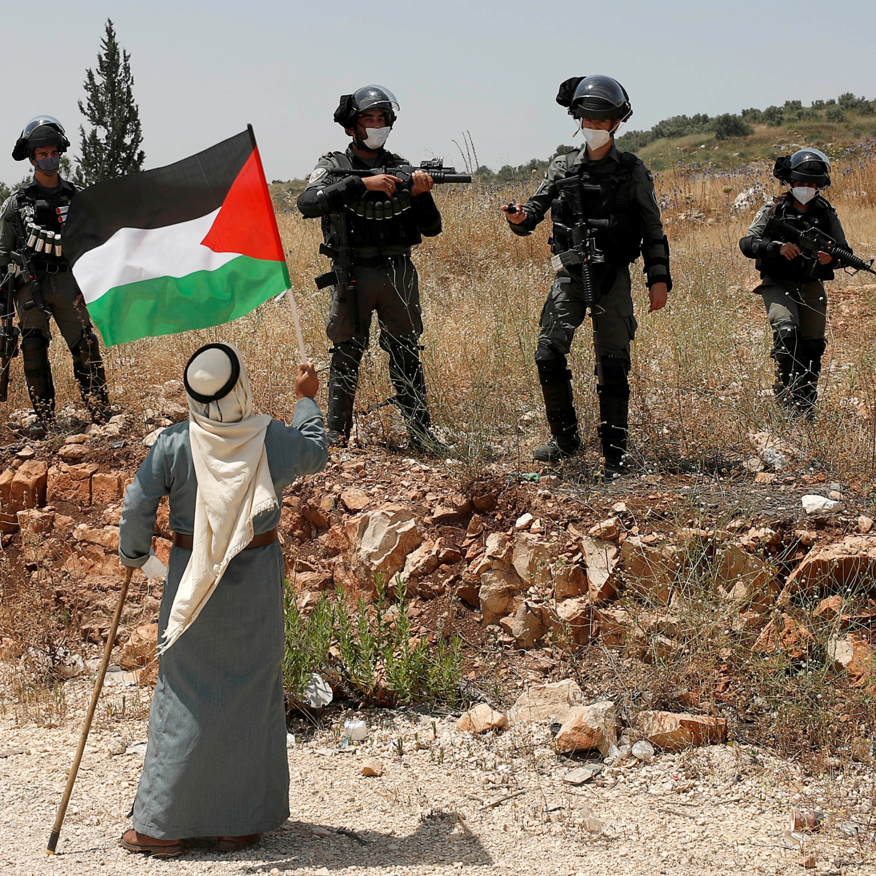 نشر البروفيسور جون كويغلي بحثاً بعنوان "منع عودة العرب الفلسطينيين إلى إسرائيل كجريمة ضد الإنسانية" - القانون من أجل فلسطين